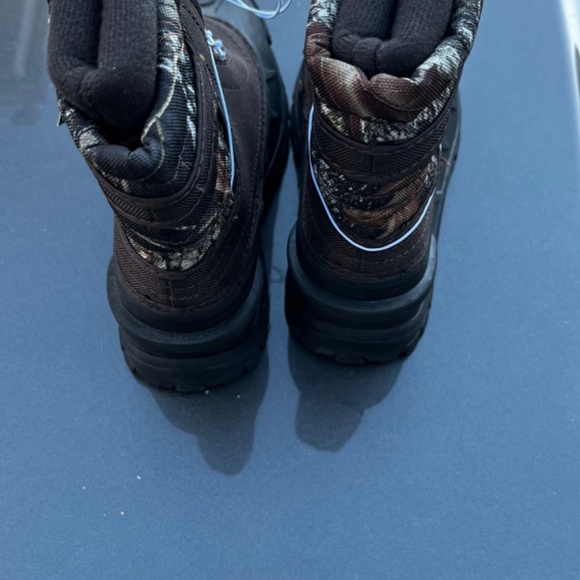 boys snow boots size 3 youth - Picture 2 of 4